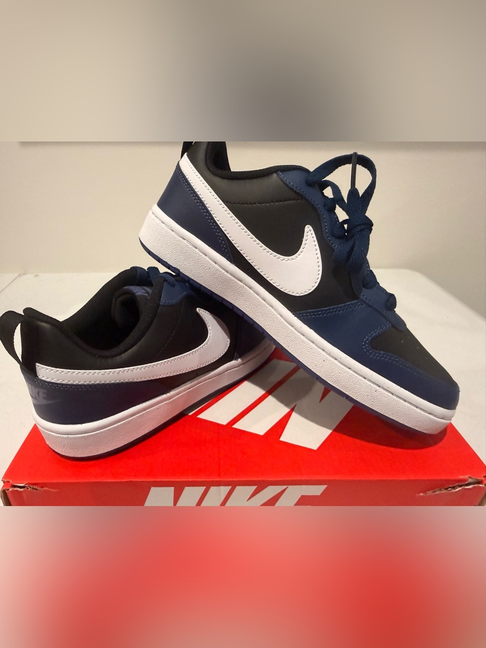 Nike Court Borough Low 2 (GS) Low-Top Sneakers Navy/White/Black 6Y; 38.5 EUR